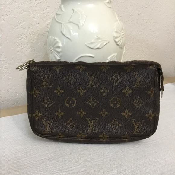 Louis Vuitton Monogram Brown Pochette bags - Picture 1 of 13